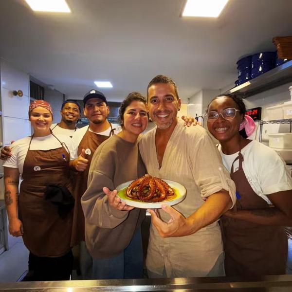 Andre Marques adora cozinhar para os amigos.(Imagem:Reprodução/Instagram)
