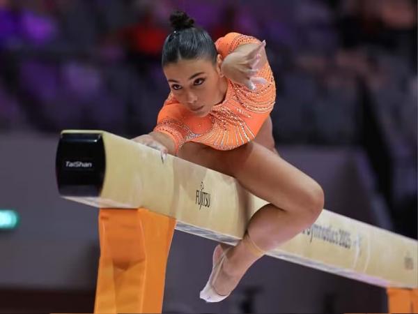 Sophia Weisberg no Mundial de ginástica.(Imagem:RICARDO BUFOLIN / PANAMERICA PRESS)