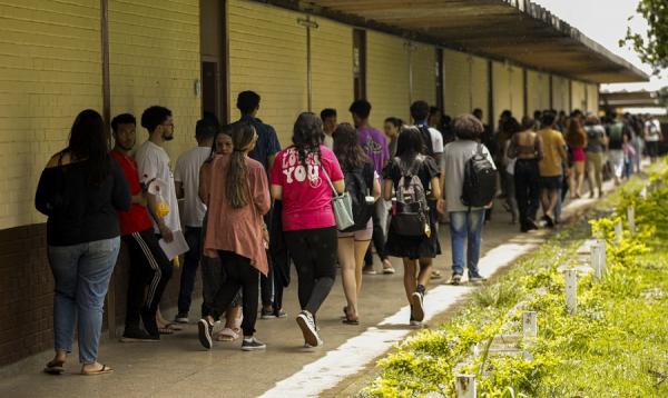 Quem teve problemas no dia da prova terá nova chance em dezembro.(Imagem:Joédson Alves/Agência Brasil)