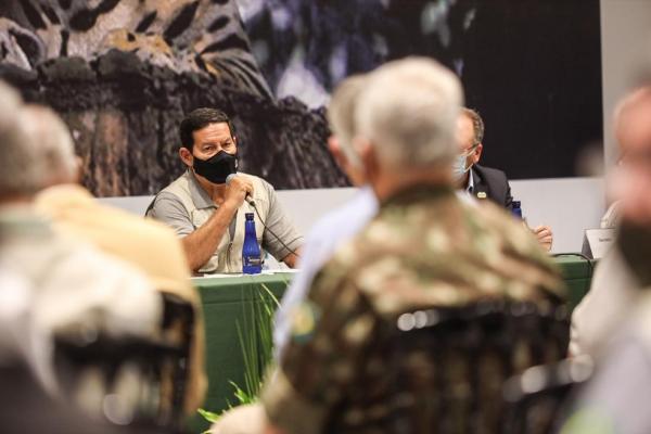 Tom conciliatório do discurso de Mourão veio após carta de Bolsonaro, divulgada nesta quinta-feira (9).(Imagem:Pedro Guerreiro)