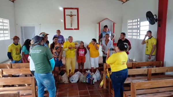  Projeto Amarelinho leva doa&ccedil;&otilde;es e solidariedade a fam&iacute;lias da zona rural de Floriano(Imagem:FlorianoNews)