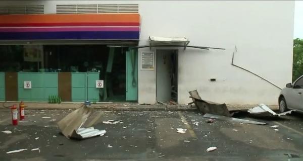 Criminosos explodem cofre de posto de combustíveis na Zona Sudeste de Teresina(Imagem:Reprodução)