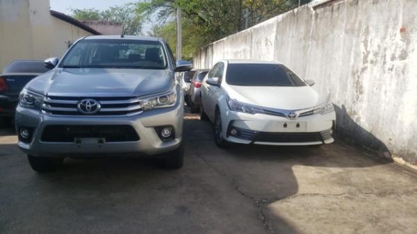 Dois homens foram presos suspeitos de roubarem carros em Teresina.(Imagem:Divulgação Polícia Civil)