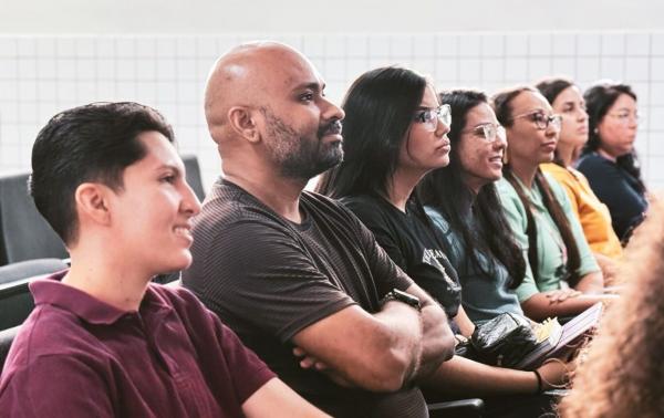 Encontro reuniu cerca de 200 profissionais e integrou a&ccedil;&otilde;es do programa Sa&uacute;de e Seguran&ccedil;a nas Escolas.(Imagem:Ascom Seduc)