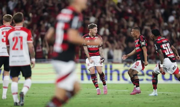 Flamengo derrota Estudiantes no Maracanã.(Imagem:GILVA DE SOUZA/FLAMENGO/DIREITOS RESERVADOS)