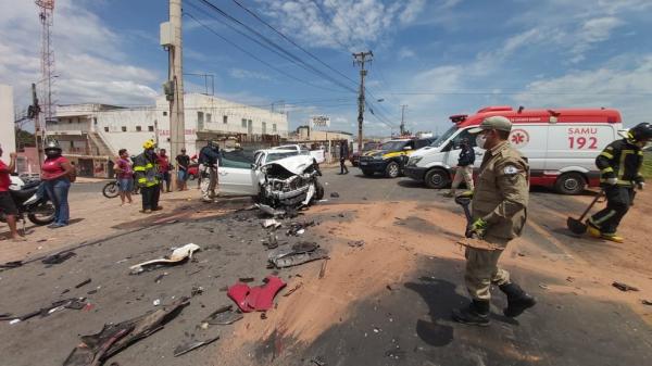 Colisão entre carros deixa feridos e trânsito lento na BR-343, em Teresina(Imagem:Renan Nunes)