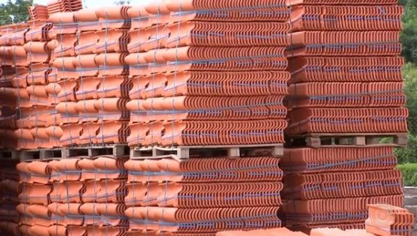 Procon fiscaliza lojas de materiais de construção para verificar aumento em produtos da construção civil em Teresina.(Imagem:Reprodução/TV TEM)