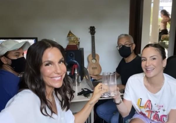 Ivete Sangalo mostra encontro com Claudia Leitte(Imagem:Reprodução)