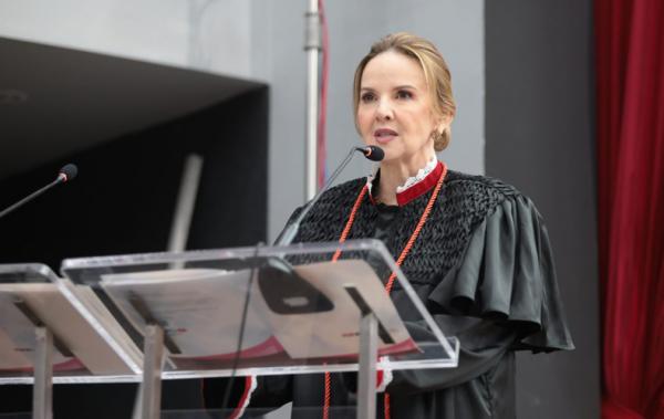 Cláudia Seabra é empossada como nova Procuradora-Geral de Justiça do Piauí(Imagem:Ascom/MP-PI)
