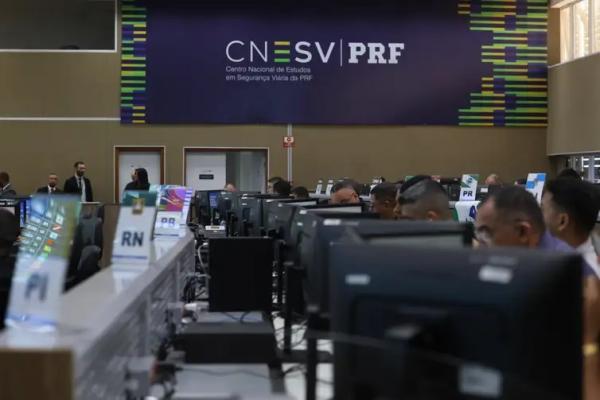 Painel de monitoramento com representante de todos os estados e DF. (Imagem:Valter Campanato/Agência Brasil)