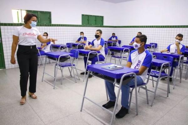 Secretário de Educação anuncia ensino integral para 200 escolas do PI e 