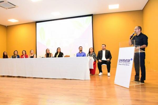 Prefeitura de Floriano realiza I Simp&oacute;sio Interdisciplinar em Sa&uacute;de Mental e fortalece rede de aten&ccedil;&atilde;o psicossocial.(Imagem:Secom)