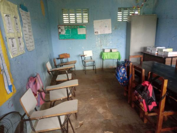 Escola Municipal Leônidas Nunes de Almeida, fica na localidade Pilões e precisa de reforma.(Imagem:Divulgação)