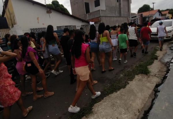  Escola Pequeno Príncipe celebra o Carnaval com 