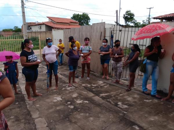 Lions Clube realiza ação social no bairro Tiberão(Imagem:FlorianoNews)