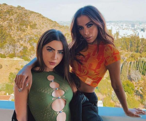 Com ajuda de Anitta, Jade Picon supera trauma com dança no TikTok(Imagem:Reprodução)