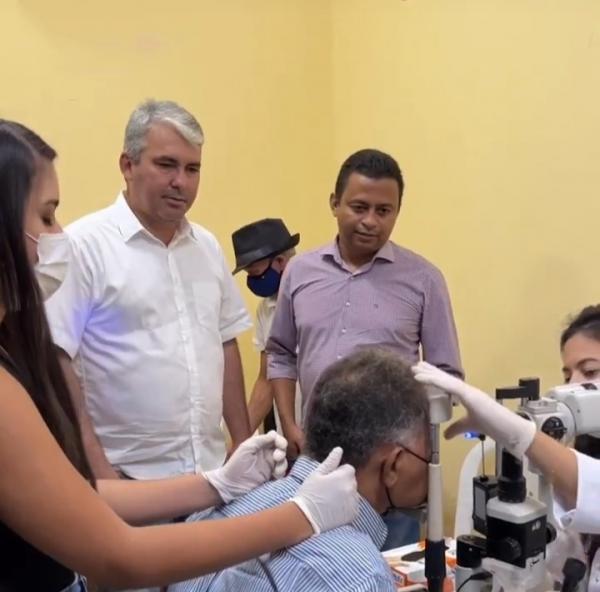 Deputado Francisco Costa participa de ação em Floriano(Imagem:Reprodução)
