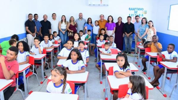 A Escola Municipal Santo Expedito foi entregue à comunidade ampliada e reformada.(Imagem:CMF)