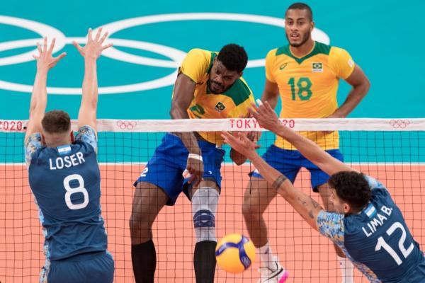 Brasil impõe virada épica e bate Argentina no vôlei masculino nas Olimpíadas(Imagem:Julio Cesar Guimarães)