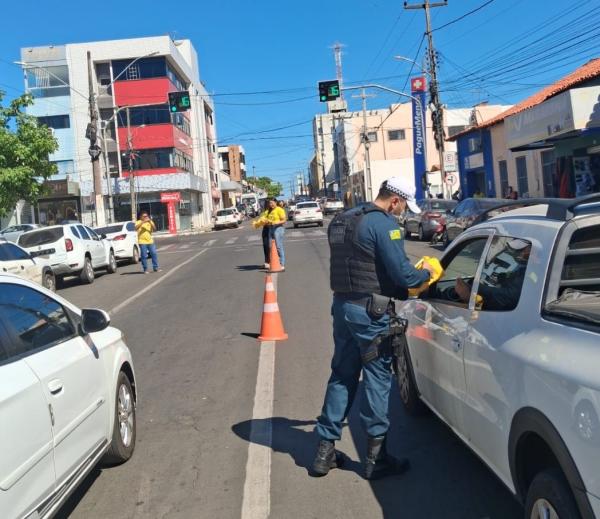 Blitz educativa refor&ccedil;a campanha Maio Amarelo e conscientiza&ccedil;&atilde;o no tr&acirc;nsito em Floriano(Imagem:Divulga&ccedil;&atilde;o)