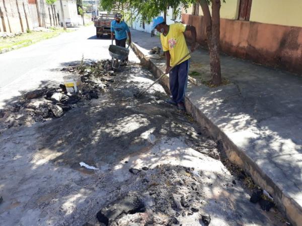 SEINFRA realiza operação tapa-buracos em ruas de Floriano(Imagem:SECOM)