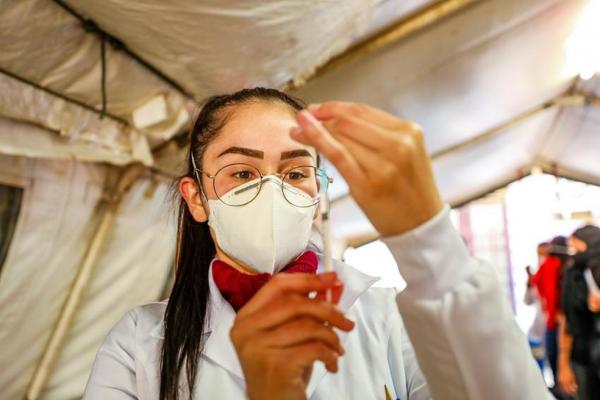 Vacinação contra a Covid-19.(Imagem:Giulian Serafim / PMPA)