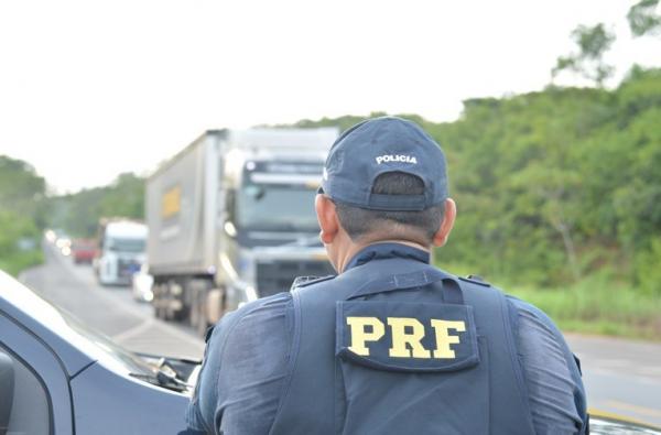 Neste ano, a operação teve como principal foco coibir as principais infrações de trânsito cometidas pelas usuários, grandes responsáveis pelas causas de acidentes.(Imagem:Divulgação/PRF)