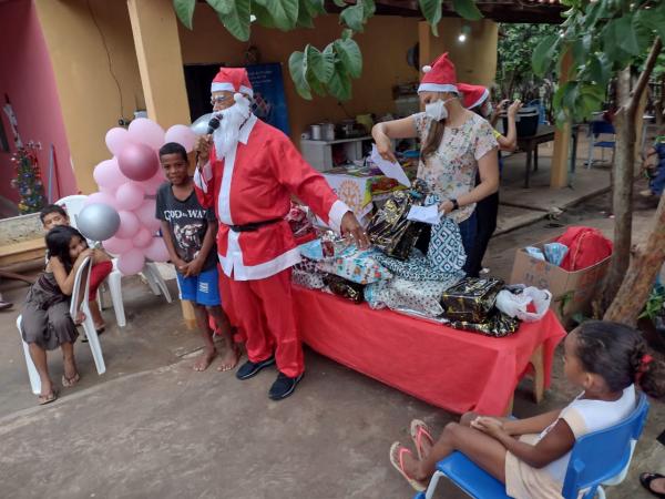 Rotary Club realiza ação natalina na zona rural de Floriano(Imagem:FlorianoNews)