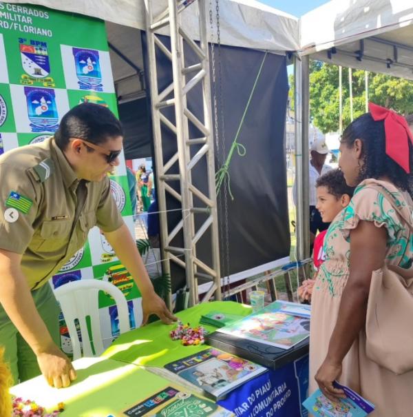 PROERD participa do Dia do Evangélico em Floriano com ações de prevenção e cidadania.(Imagem:Reprodução/Instagram)