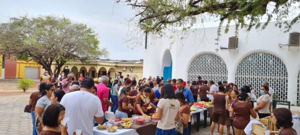 Café compartilhado marca a abertura dos festejos de São Francisco de Assis em Floriano(Imagem:FlorianoNews)