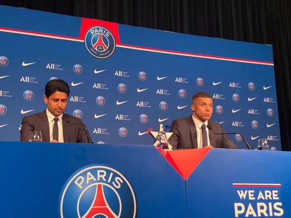 Reclamação da LaLiga sobre o fair play financeiro  O presidente do PSG, Nasser Al Khelaïfi, respondeu sobre a reclamação da LaLiga sobre o investimento do clube francês na renovaçã(Imagem:Reprodução)