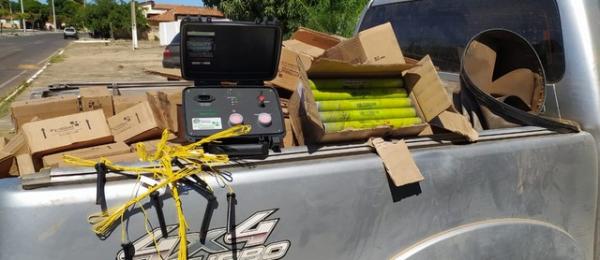 Polícia Militar apreendeu explosivos sendo transportados sem autorização em Guadalupe, no Piauí.(Imagem:Polícia Militar)