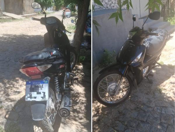 Polícia Militar de Floriano recupera motocicleta furtada em Barão de Grajaú.(Imagem:Divulgação/PM)