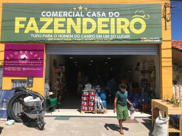 Comercial Casa do Fazendeiro(Imagem:FlorianoNews)