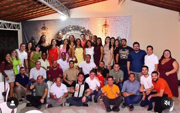 momento de confraternização(Imagem:Reprodução/Instagram)