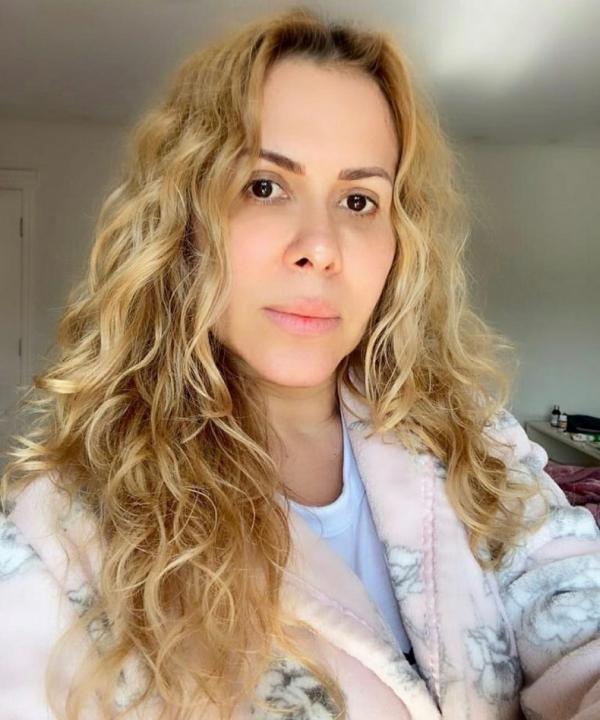 Joelma é diagnosticada com Covid-19 durante exames de rotina(Imagem:Reprodução)