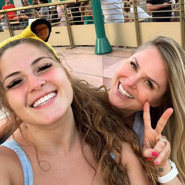 Giulia Werner e a mãe Susana Werner(Imagem:Reprodução/Instagram)