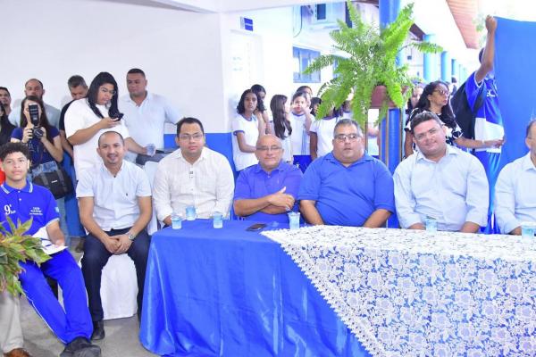 Vereadores acompanham entrega de reforma e ampliação de duas importantes escolas municipais.(Imagem:CMF)