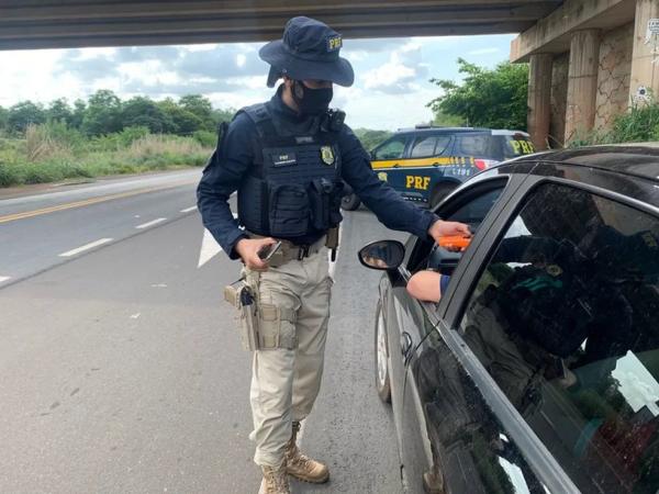  PRF intensifica fiscalização no litoral e faz restrição de tráfego nas rodovias do Piauí.(Imagem:Polícia Rodoviária Federal )