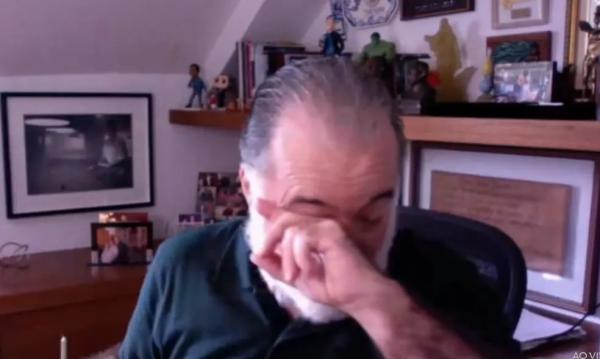 Tony Ramos se emociona com homenagens do Encontro.(Imagem:Globo)