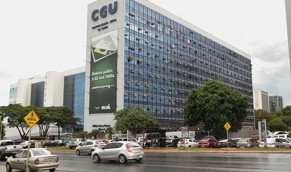 CGU encontra distorções contábeis de R$ 202 bi na gestão de Bolsonaro.(Imagem:Iano Andrade/Portal Brasil)
