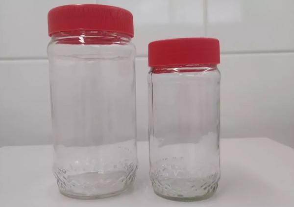 Frascos de vidro para armazenar leite humano.(Imagem:Divulgação)