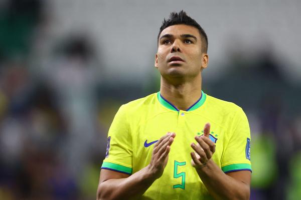 Casemiro é único brasileiro da seleção do ano do LÉquipe, que tem Mbappé e Messi(Imagem:Divulgação)