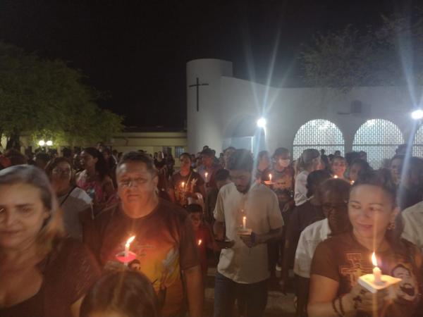 Procissão e missa solene encerram o festejo de São Francisco de Assis em Floriano.(Imagem:FlorianoNews)