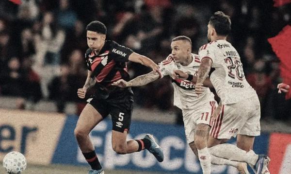Flamengo empata com Athletico-PR.(Imagem:LUIS MIGUEL FERREIRA/ATHLETICO.COM.BR)