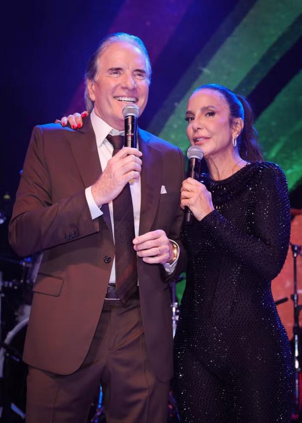 Ivete Sangalo em renovação de votos de casamento de Roberto Justus e Ana Paula Siebert.(Imagem:Manuela Scarpa/BrazilNews)