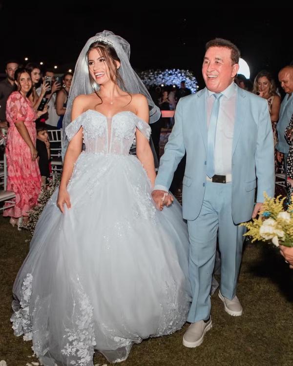 Amado Batista e Calita Franciele(Imagem:Reprodução/Instagram)