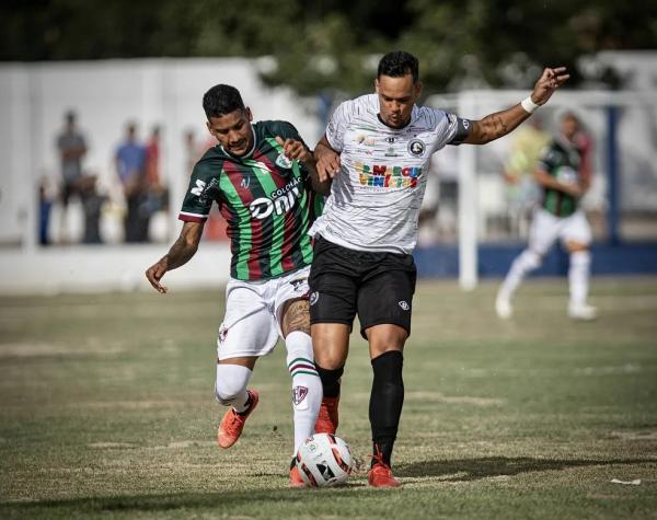 Uberaba, zagueiro do Corisabbá.(Imagem:Weslley Douglas/Fluminense E.C.)