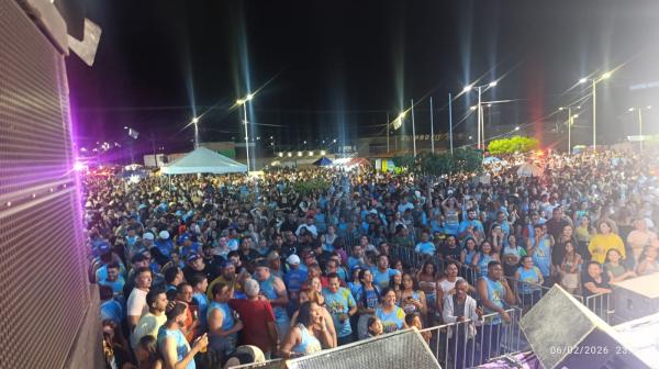  Bloco do Pov&atilde;o 2026 re&uacute;ne multid&atilde;o e transforma a Pra&ccedil;a Santo Ant&ocirc;nio em palco de grande festa(Imagem:FlorianoNews)