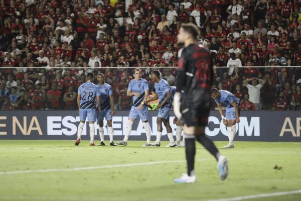 Athletico-PR fez três e teve várias chances de gol.(Imagem:Wagner Chaló)